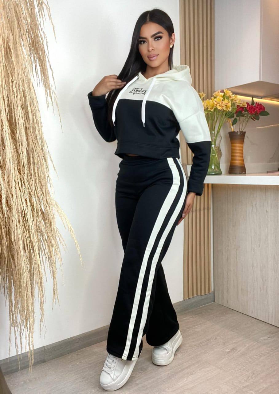 gid://shopify/MediaImage/41238618308897